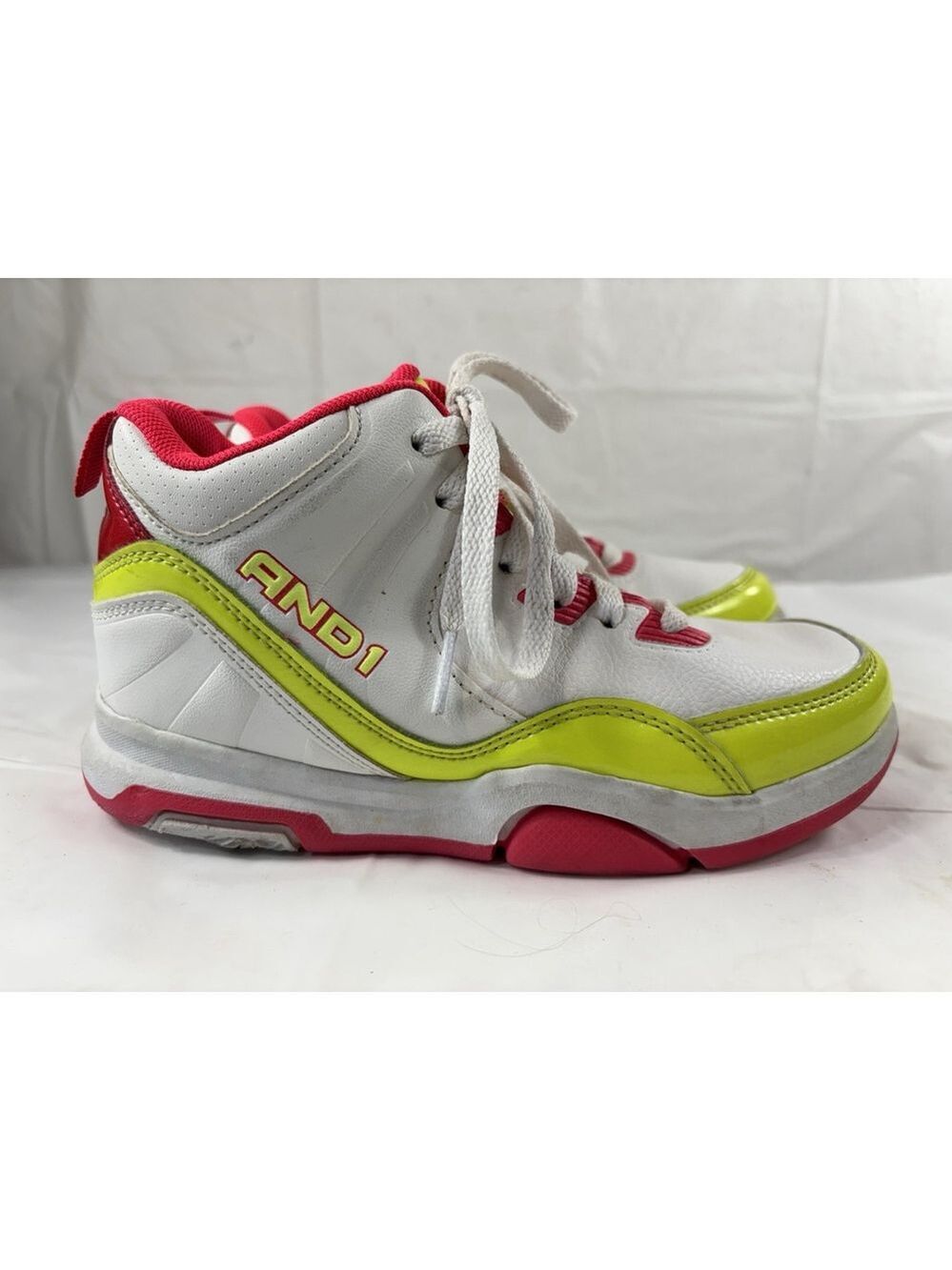AND1 Girl Athletic Fierce Basketball Sneakers White Yellow Green Size 2